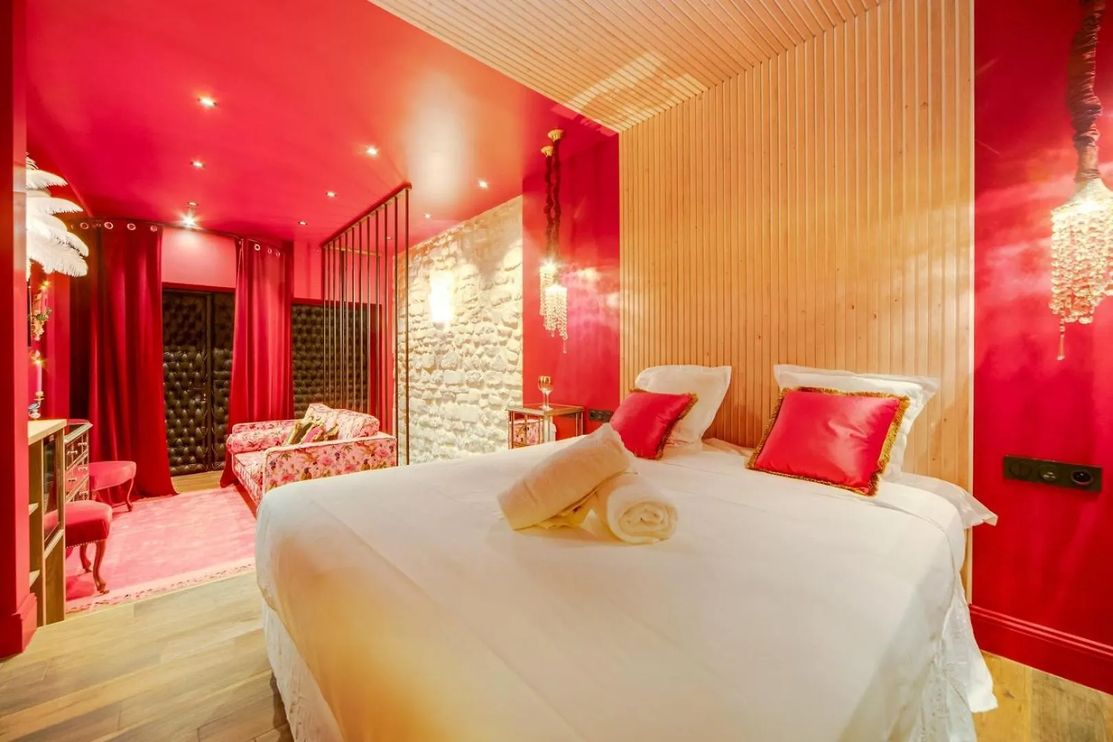Love & Room Spa Week-End Париж